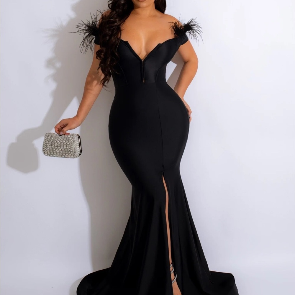 Diva Boutique Online black dress size Large